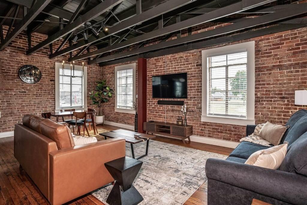 The Loft At 113 - Gateway To The North Texas Hill Country Apartamento Muenster Exterior foto