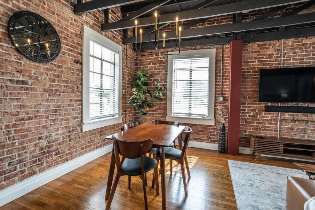 The Loft At 113 - Gateway To The North Texas Hill Country Apartamento Muenster Exterior foto